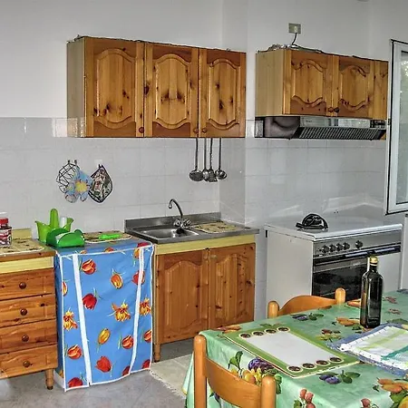 Marina Sleeps 5 Apartment
